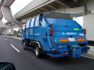 ゴミ収集車