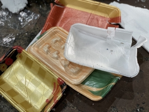 発泡トレー