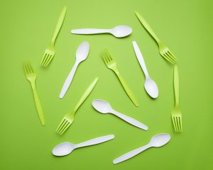 プラスチックリサイクルの3つの種類は？企業の取り組み例もわかりやすく解説